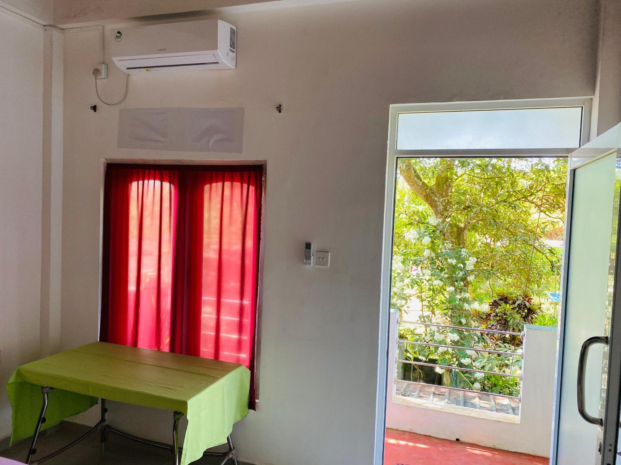 Little Mount Guest House Mirissa Esterno foto